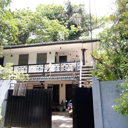 Green Turf Galle Exterior photo